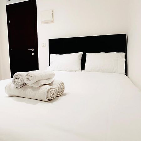 Underground Hotel Tel Aviv Buitenkant foto