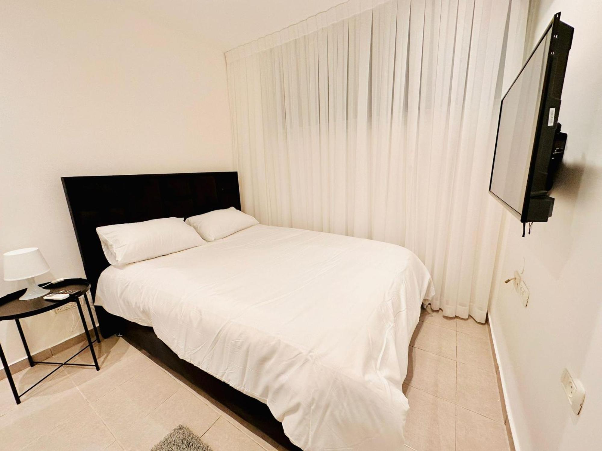 Underground Hotel Tel Aviv Buitenkant foto
